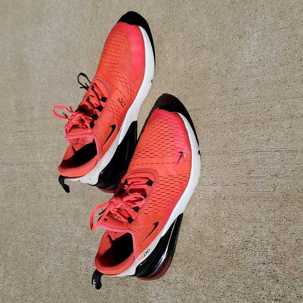 Nike Air Max 270